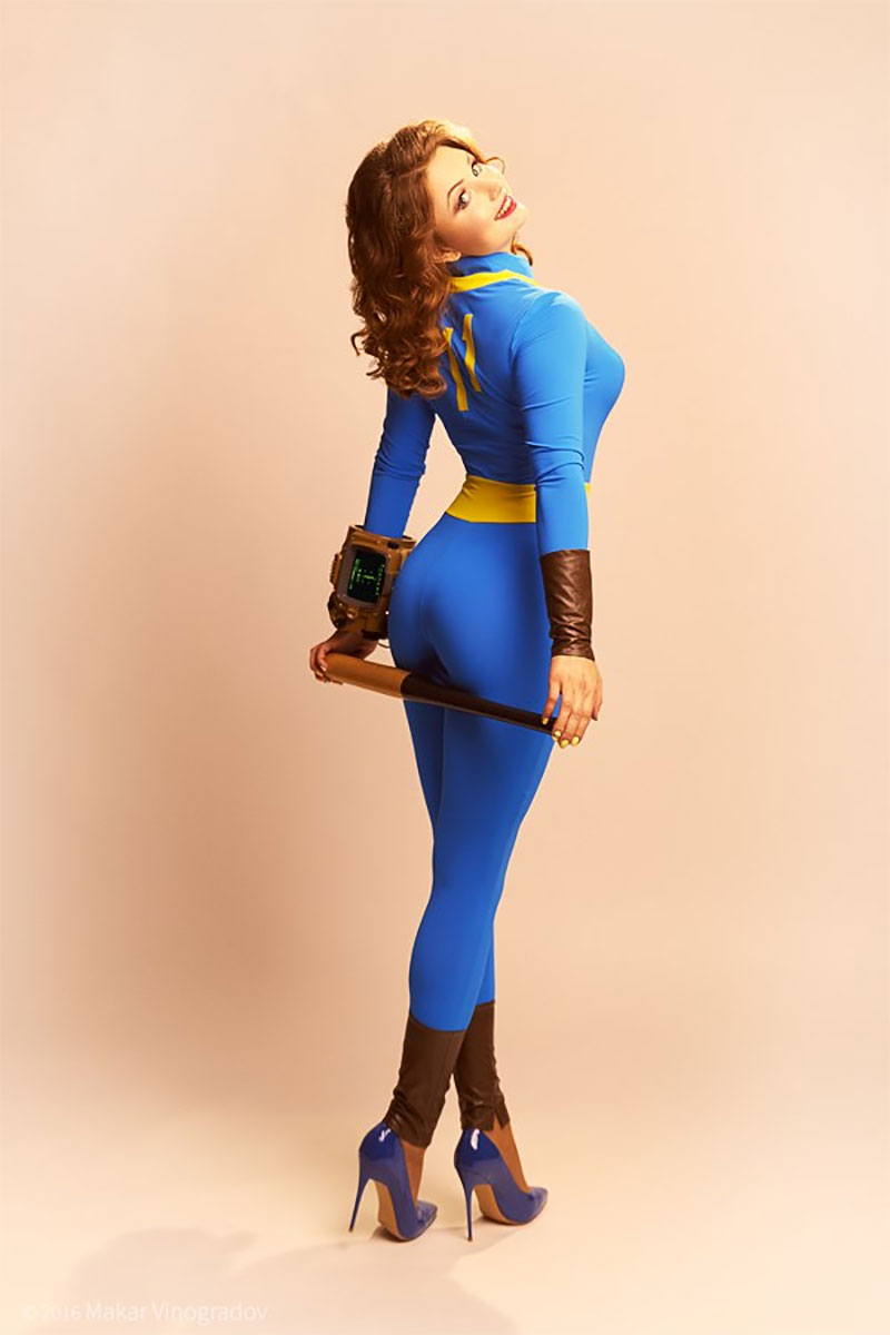 Illustration for article titled Fallout Cosplay, Pin-Up Style